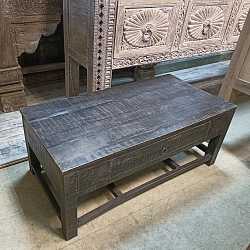 Кофейный стол "Стиль прованс", массив дерева с ручной резьбой