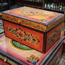 Сундук "Индийский узор", дерево, ручная роспись