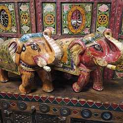 Декоративная скульптура "Слоник", дерево