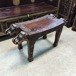 Табурет "Слоники", дерево, резьба, Индия