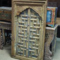 Декоративное окно "Индийский стиль", дерево