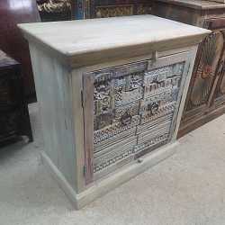 Тумба под ТВ "Антик", массив дерева акация