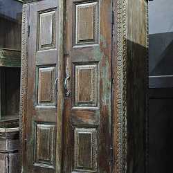 Шкаф небольшой "Индийский антик", дерево манго