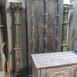 Колонна"Старый Стиль", массив дерева с ручной резьбой