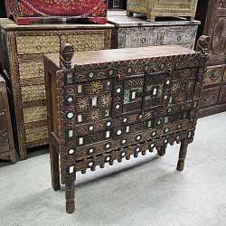 Индийский комод-консоль "Дамча", традиционный, дерево
