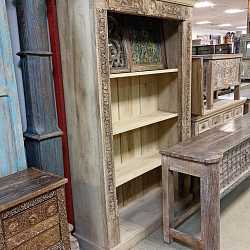 Шкаф книжный с полками "Антик", массив дерева