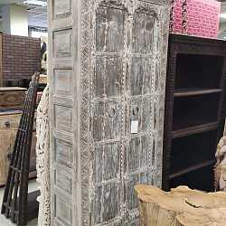 Шкаф "Восточный прованс", массив дерева, резьба