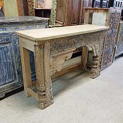 Консоль "Колониальный стиль", массив дерева с ручной резьбой